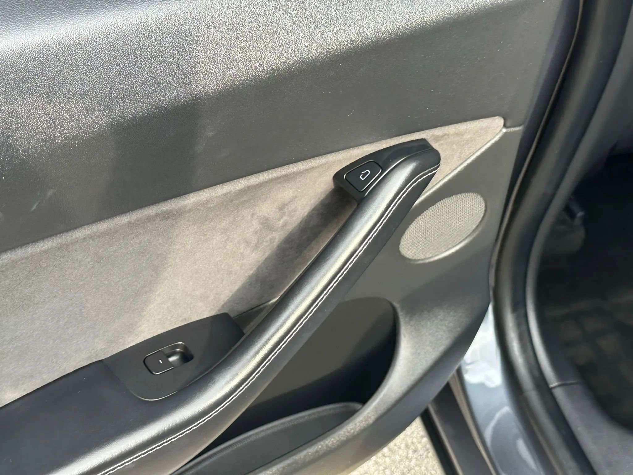 Used 2021 Tesla Model Y Performance image 16