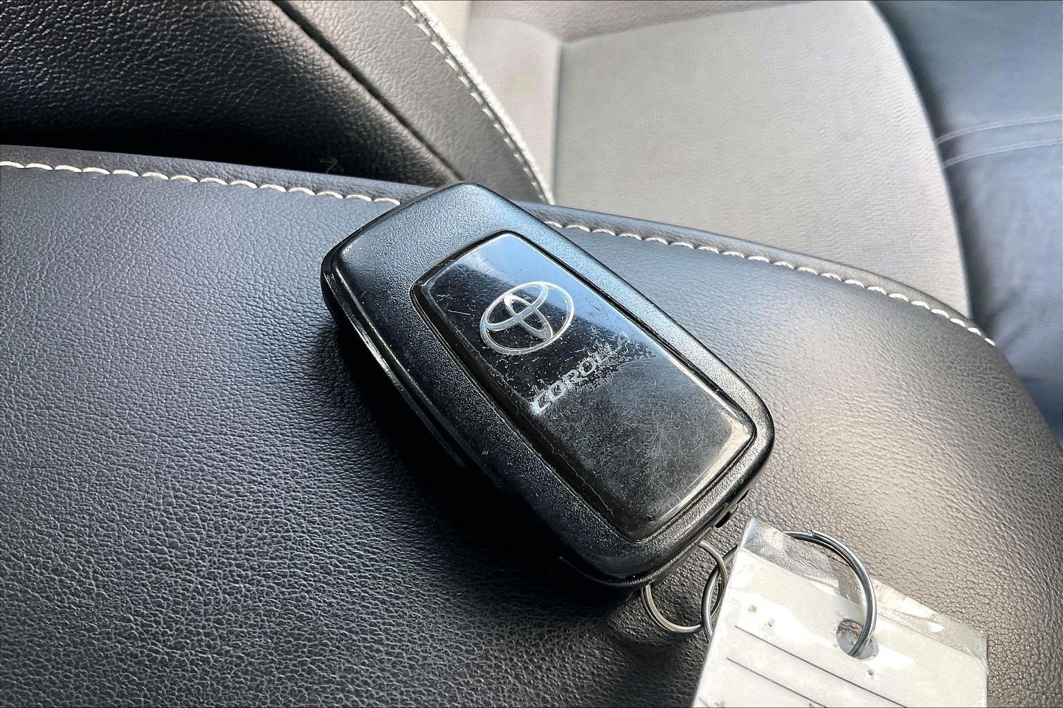 Used 2019 Toyota Corolla XSE FWD image 14