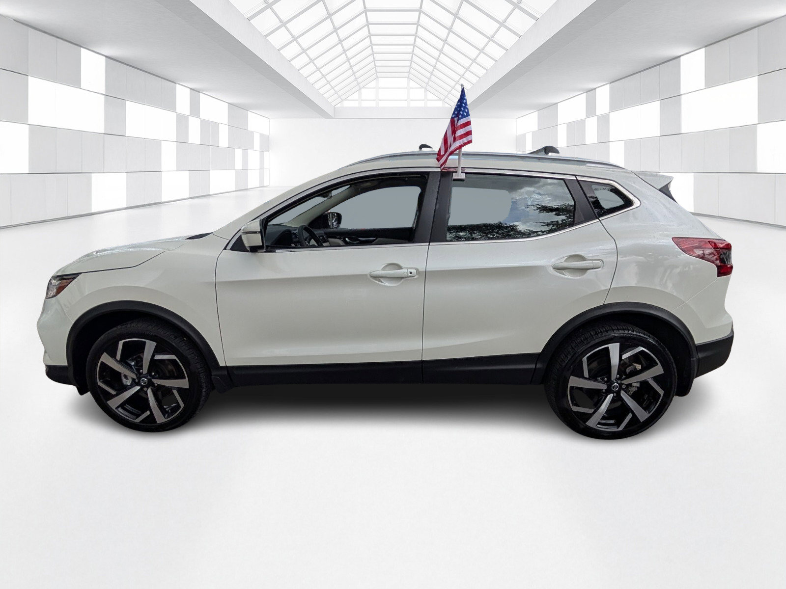 Certified 2022 Nissan Rogue Sport SL FWD image 4