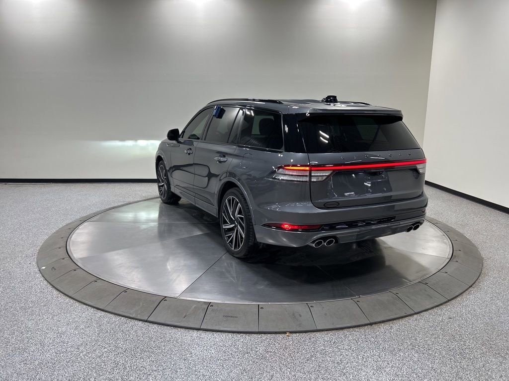 Certified 2025 Lincoln Aviator Black Label w/ Jet Appearance Package image 7