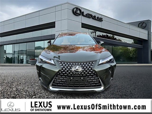 New 2025 Lexus UX 300h AWD image 2