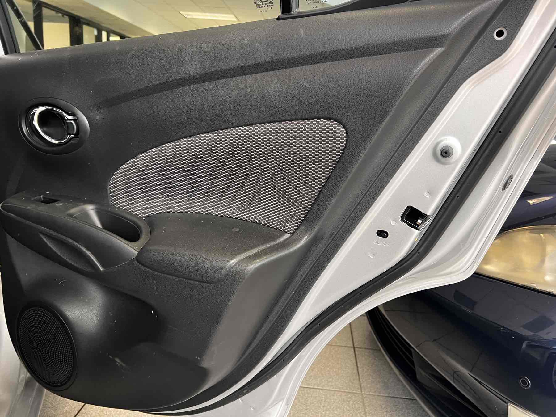 Used 2019 Nissan Versa SV image 17