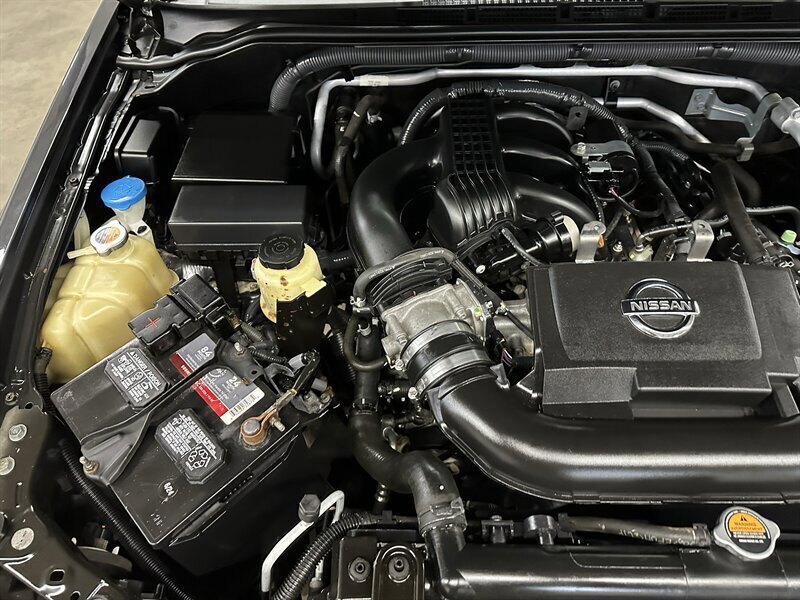 Used 2012 Nissan Xterra PRO-4X AWD/4WD image 38