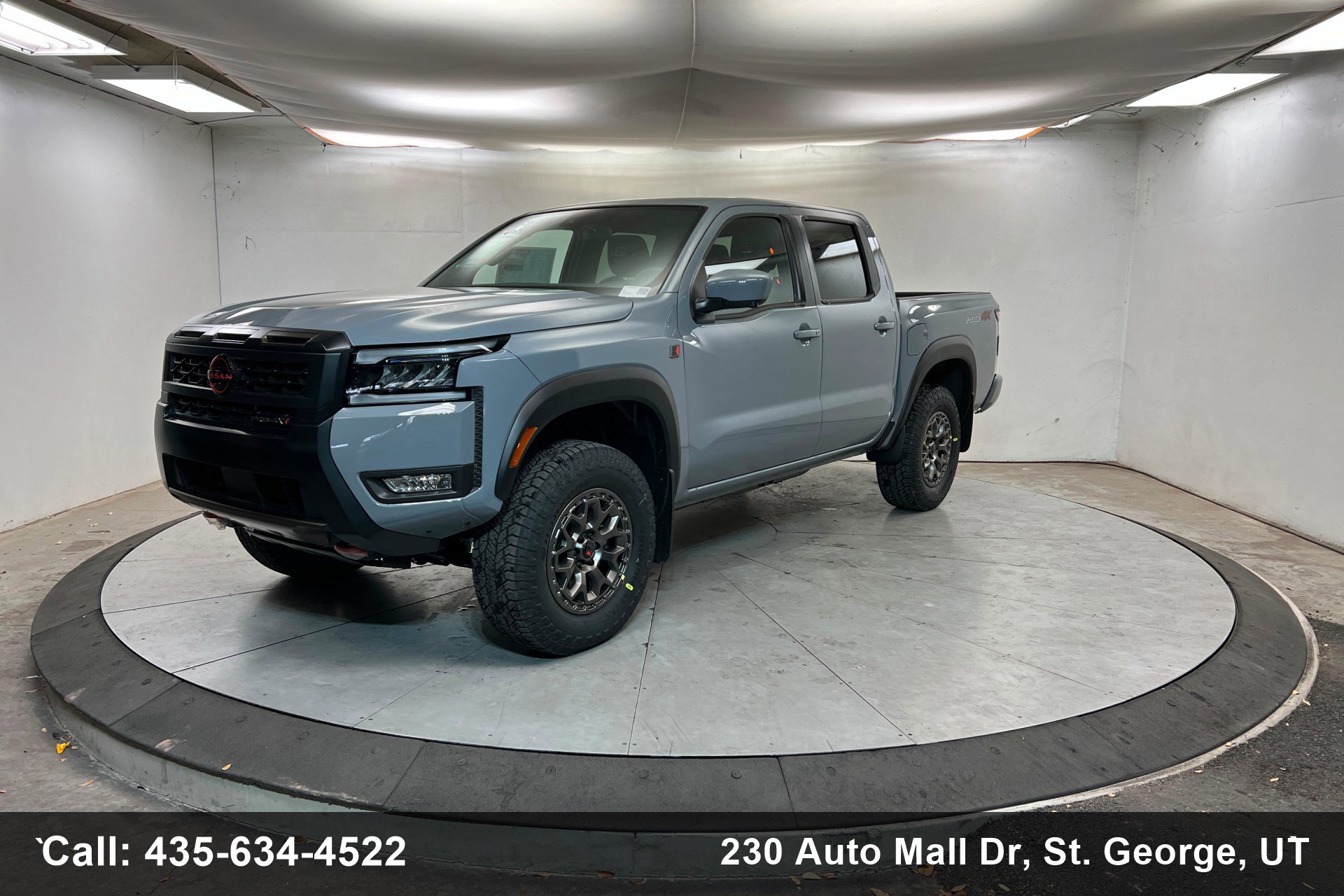 New 2026 Nissan Frontier PRO-4X w/ Pro-4x Convenience Package image 1