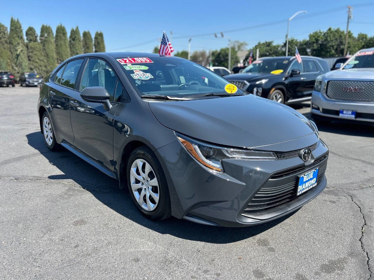 Used 2024 Toyota Corolla LE image 1