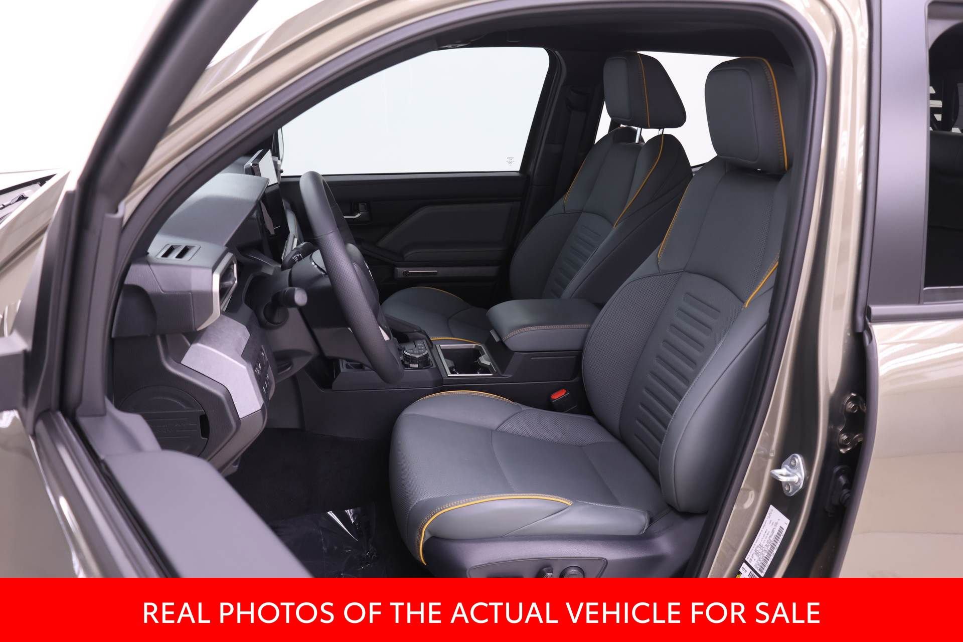 Certified 2025 Toyota Tacoma Trailhunter image 4