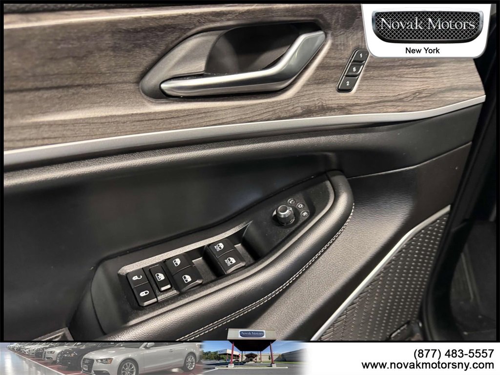 Used 2022 Jeep Grand Cherokee L Limited image 13