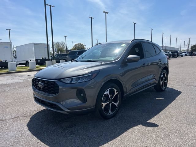 Used 2023 Ford Escape ST-Line Select w/ Tech Pack #2 AWD/4WD image 7