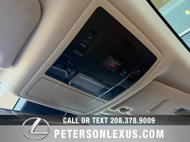 Used 2022 Lexus RX 350L Premium w/ Premium Package AWD/4WD image 36