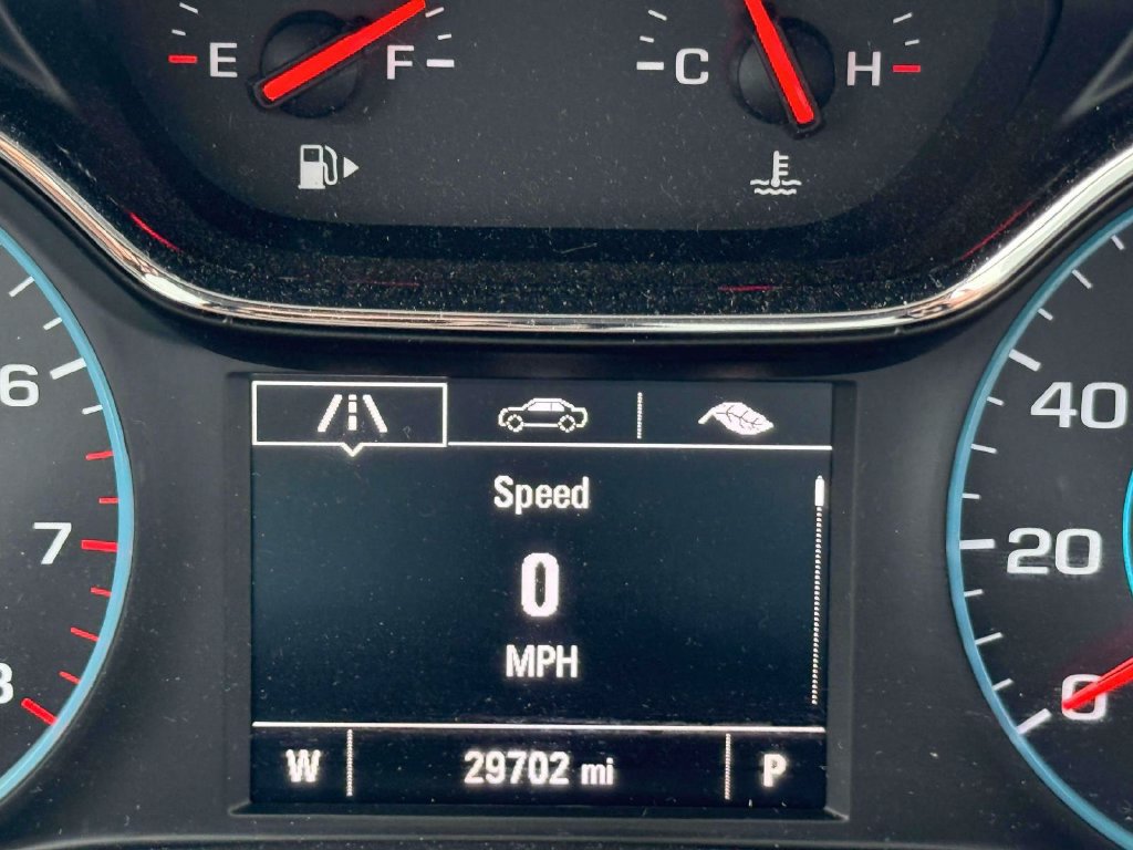 Used 2017 Chevrolet Cruze LT FWD image 16