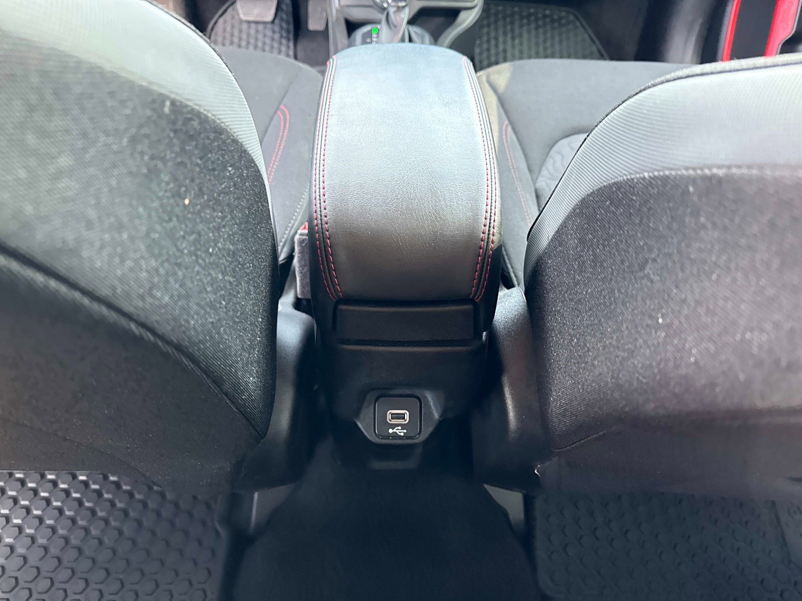 Used 2023 Jeep Renegade Trailhawk image 16