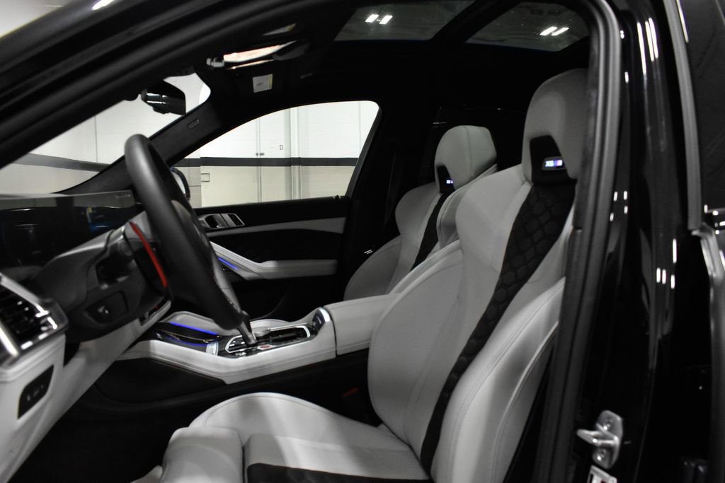 Used 2026 BMW X6 M Competition w/ Executive Package AWD/4WD image 10