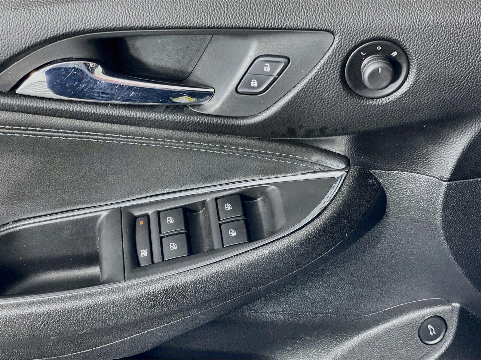 Used 2016 Chevrolet Cruze Premier FWD image 20
