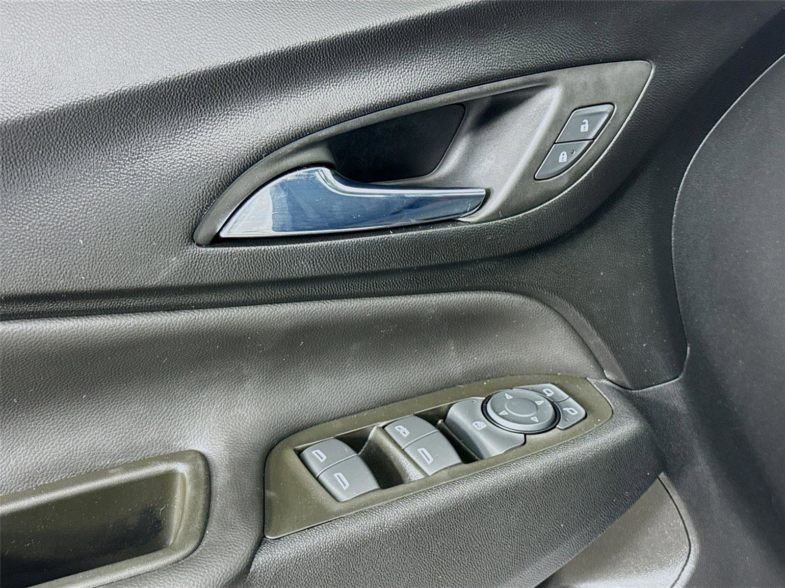 Used 2022 Chevrolet Equinox LT image 17