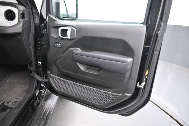 Used 2024 Jeep Wrangler Unlimited AWD/4WD image 20