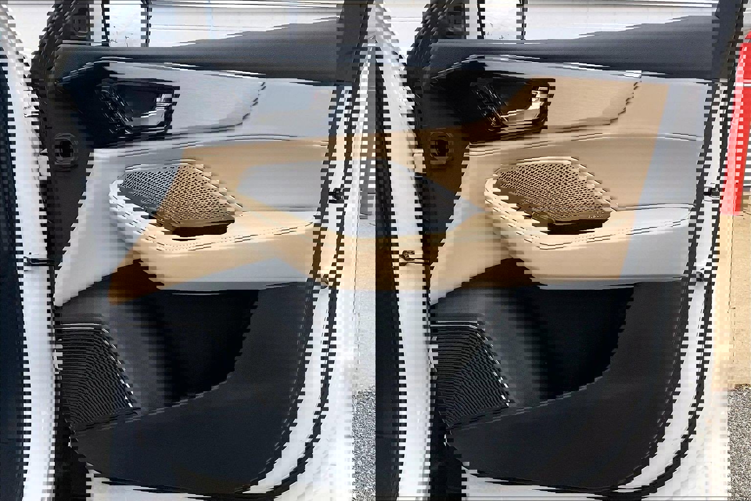 Used 2023 Acura MDX SH-AWD w/ Technology Package image 29