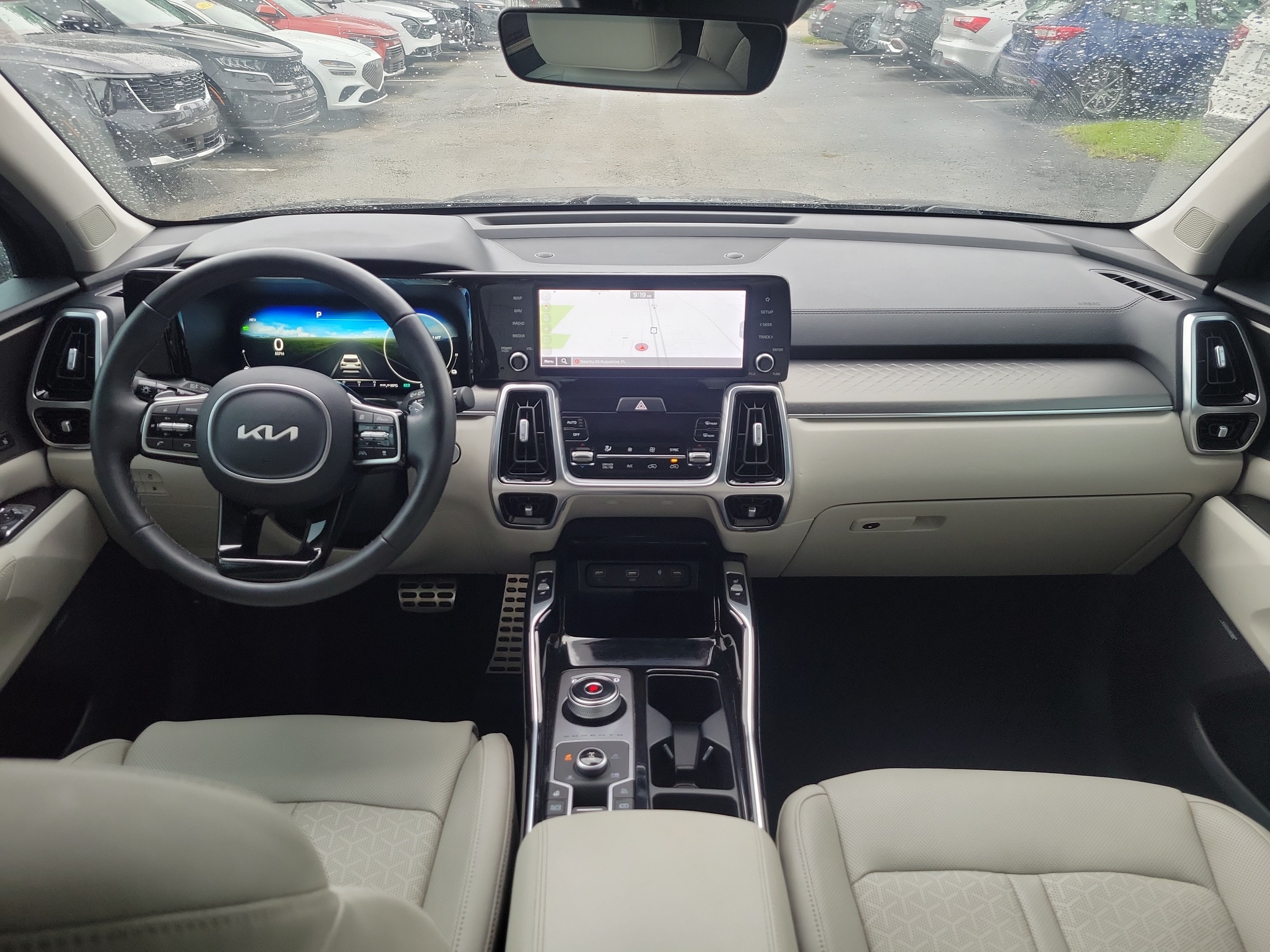 Certified 2022 Kia Sorento SX Prestige w/ Panoramic Sunroof Package AWD/4WD image 16