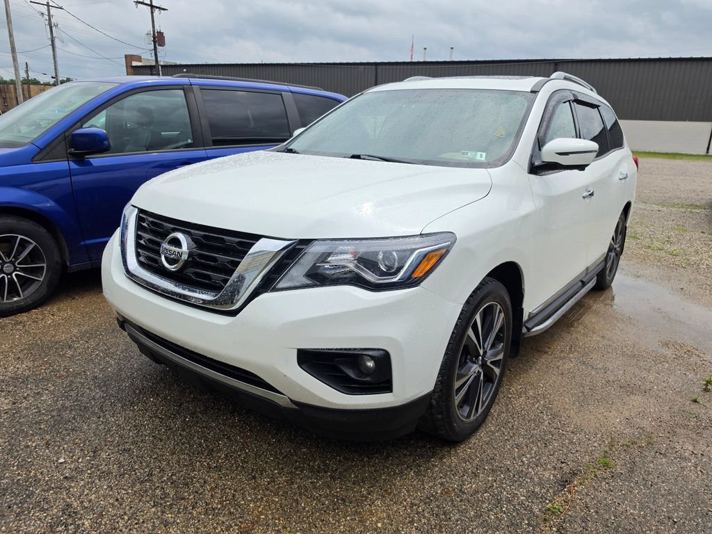 Used 2019 Nissan Pathfinder Platinum AWD/4WD image 1