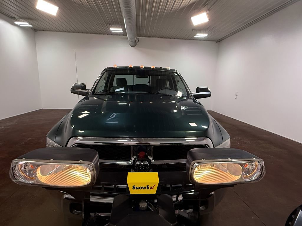 Used 2018 RAM 3500 SLT w/ Snow Chief Group image 46
