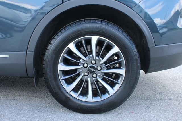Used 2023 Lincoln Nautilus AWD w/ Premium Package image 35