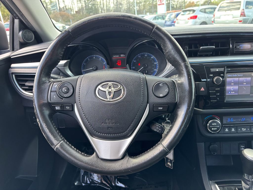 Used 2016 Toyota Corolla S image 26