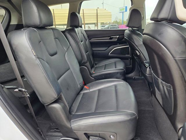 Used 2025 Kia Telluride S image 27