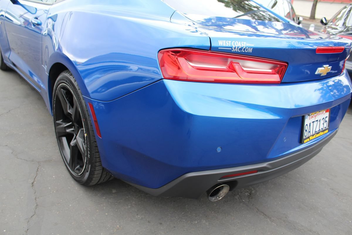 Used 2017 Chevrolet Camaro LT RWD image 15