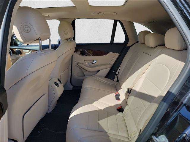 Used 2017 Mercedes-Benz GLC 300 image 11