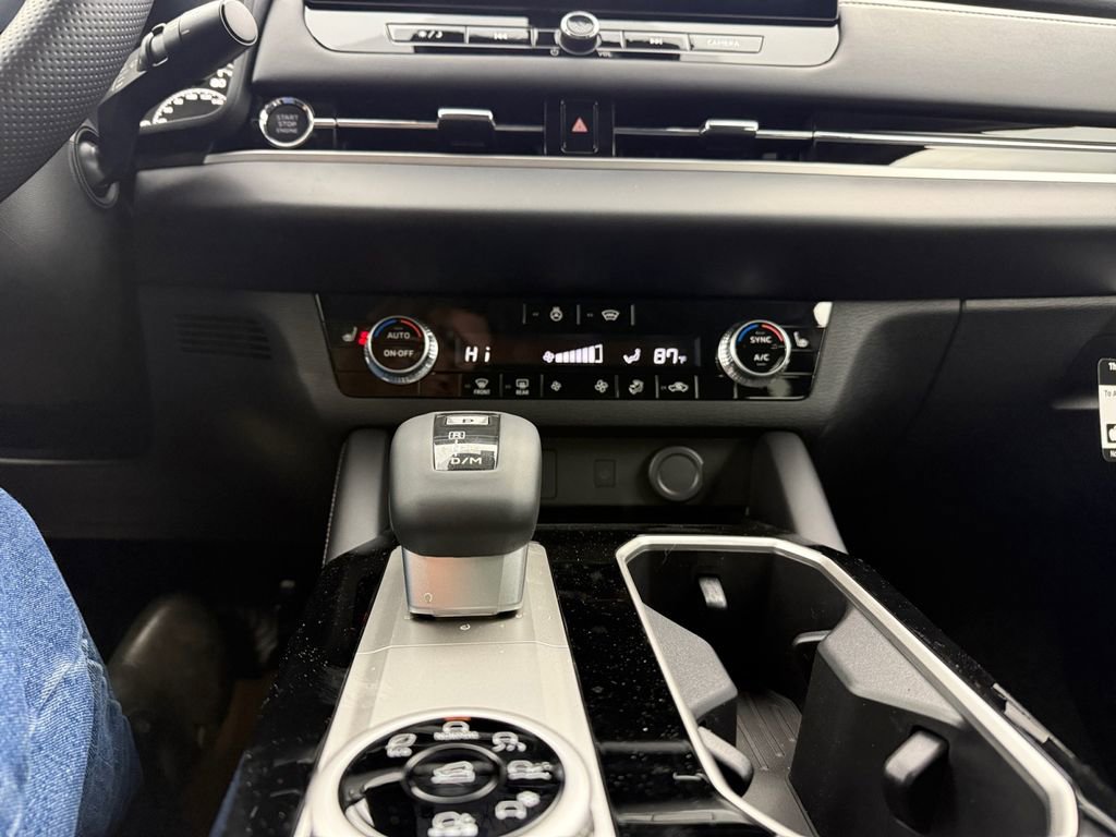 New 2026 Mitsubishi Outlander SE image 22