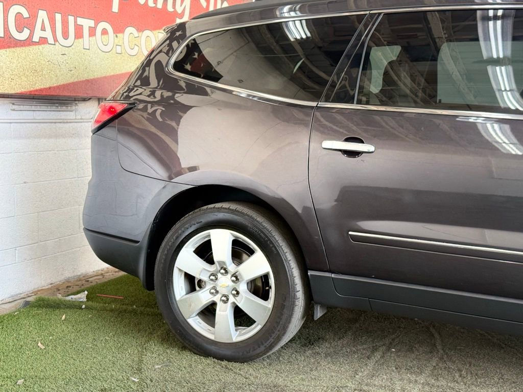 Used 2015 Chevrolet Traverse LTZ FWD image 5