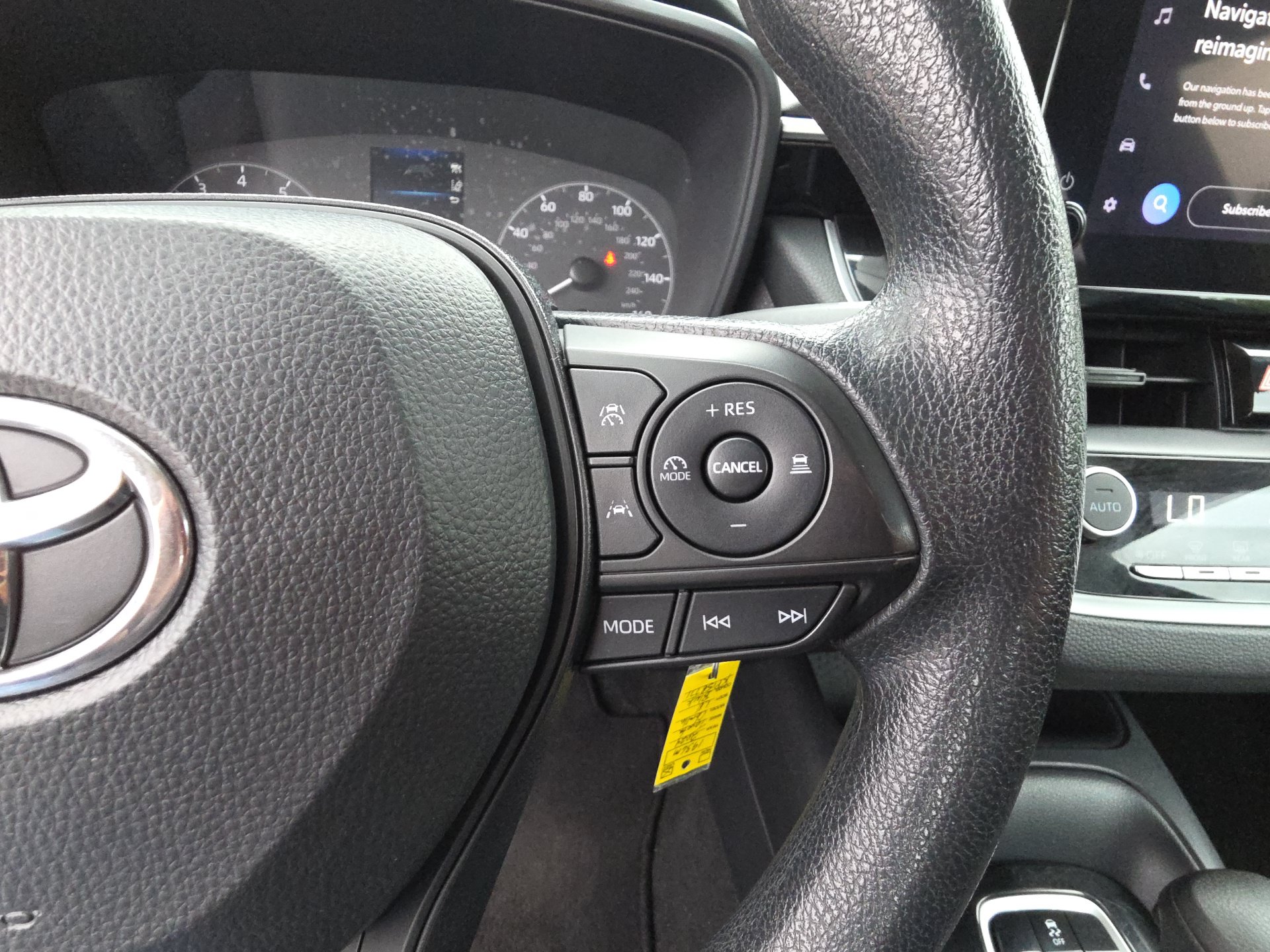 Used 2024 Toyota Corolla LE FWD image 19