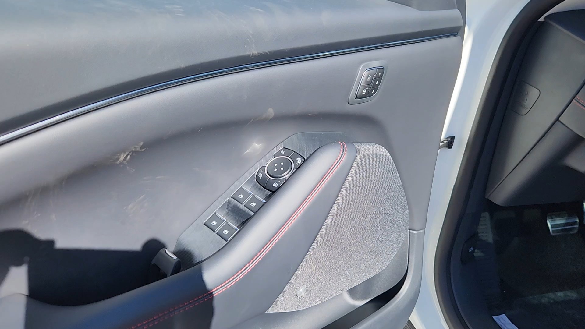 New 2025 Ford Mustang Mach-E Premium w/ Sport Appearance Package image 17