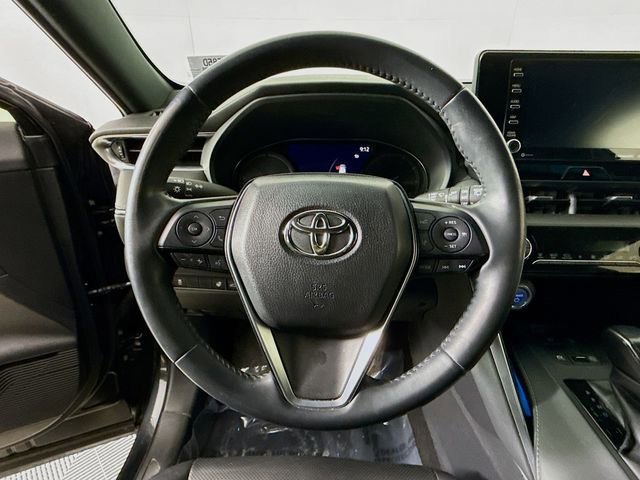 Used 2021 Toyota Venza XLE image 13