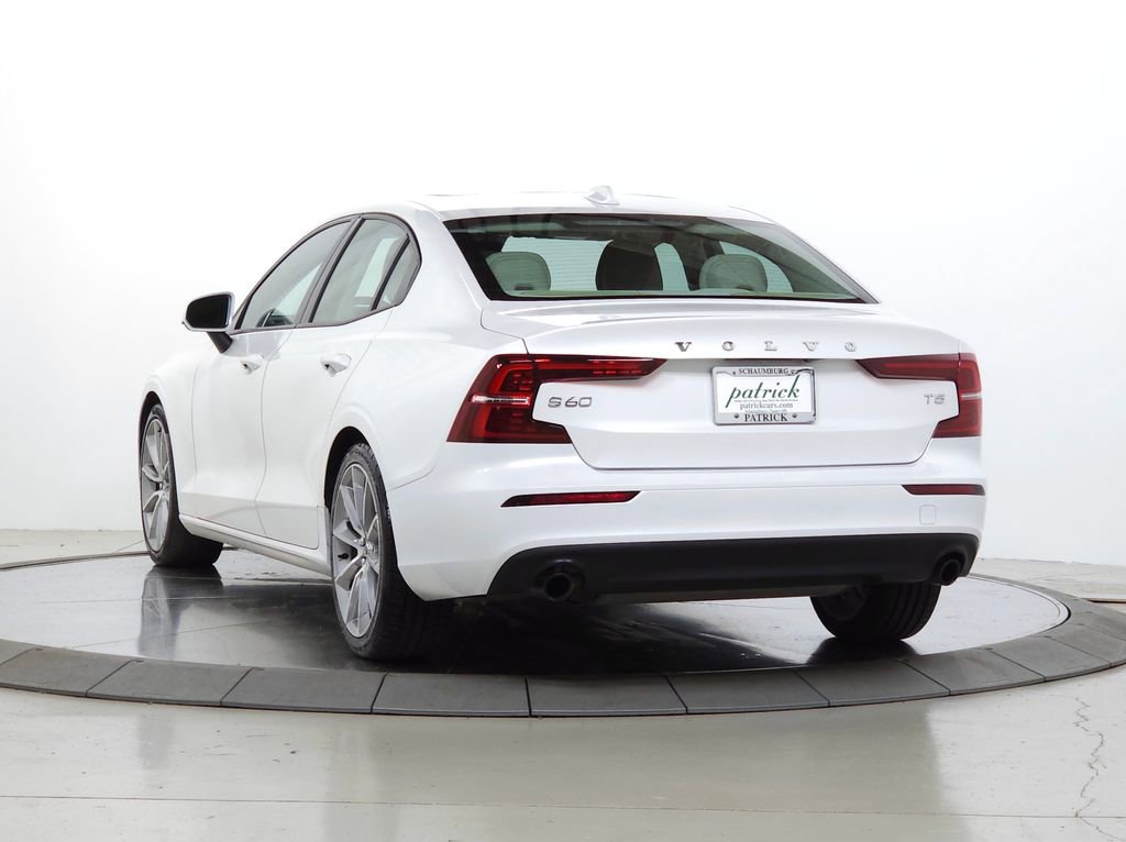 Used 2019 Volvo S60 T5 Momentum FWD image 6