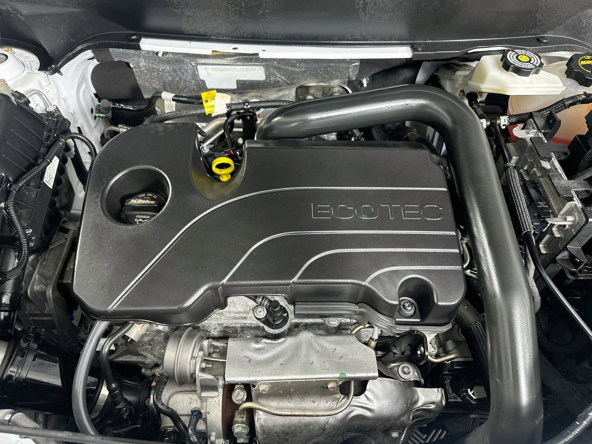 Used 2025 Chevrolet Equinox LT w/ Convenience Package II FWD image 35