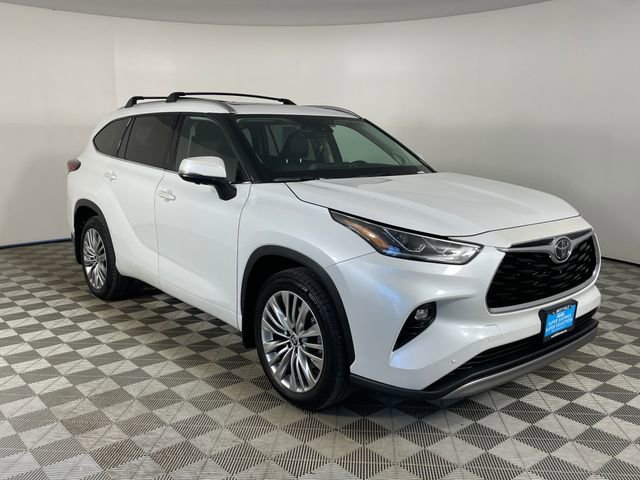 Used 2023 Toyota Highlander Platinum AWD/4WD image 26