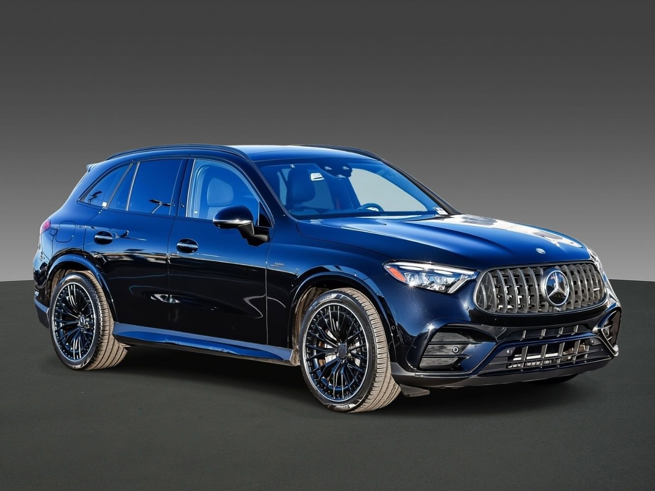 Used 2024 Mercedes-Benz GLC 43 AMG 4MATIC image 5