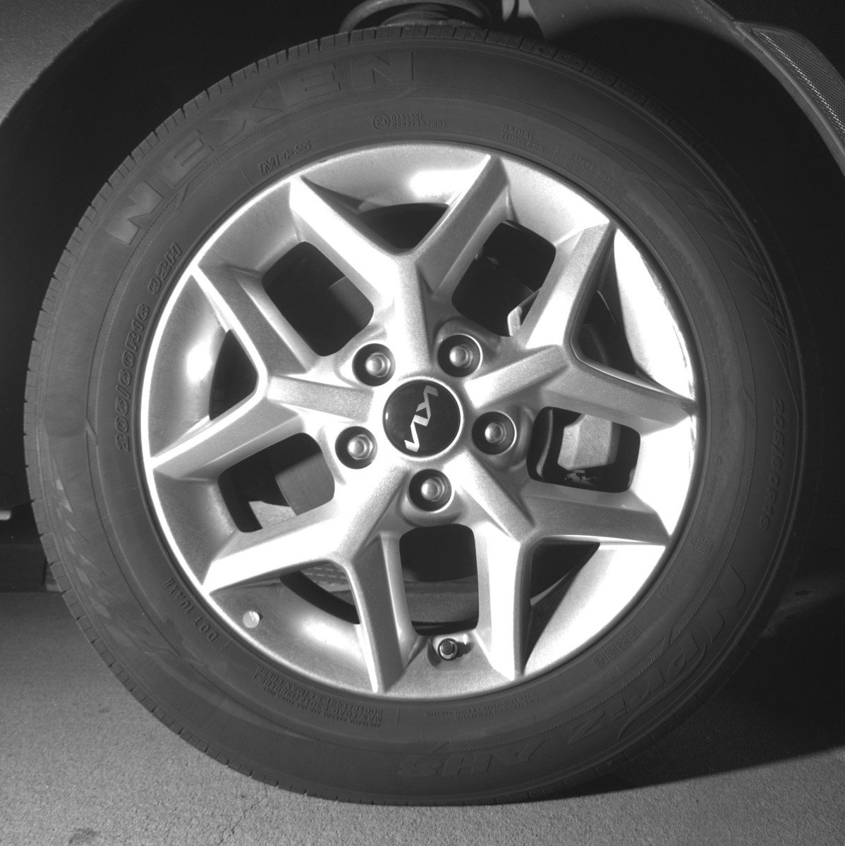 Used 2025 Kia Soul LX w/ LX Technology Package FWD image 13