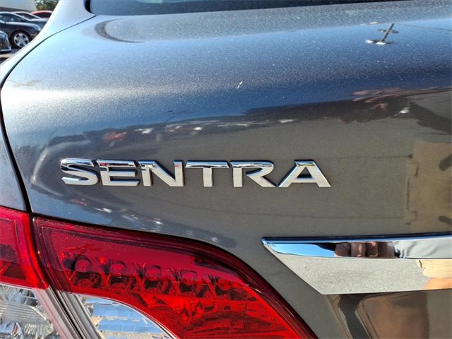 Used 2015 Nissan Sentra SV image 7