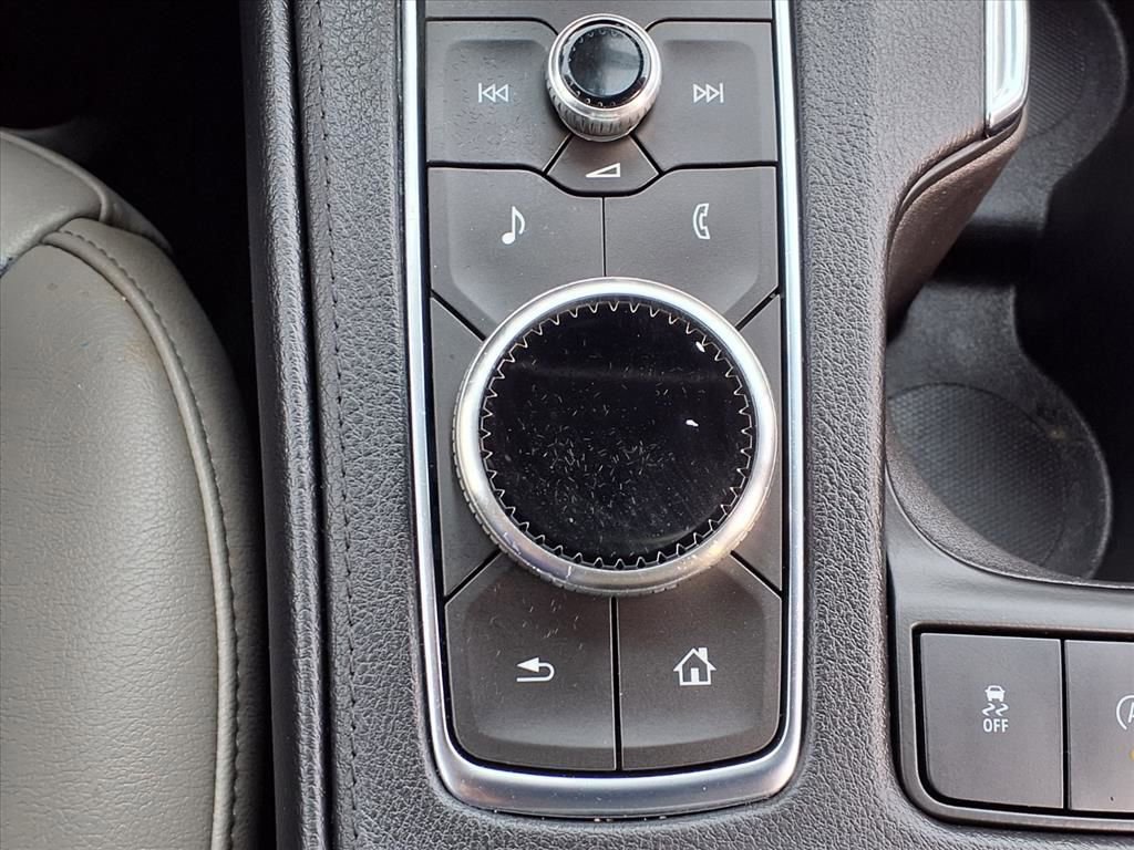 Used 2023 Cadillac XT4 Luxury FWD image 8