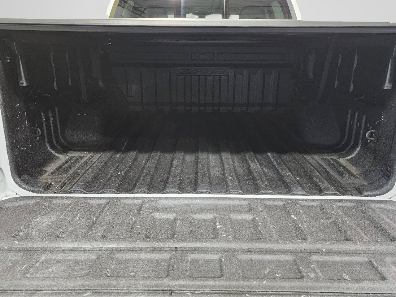 Used 2022 Chevrolet Colorado ZR2 AWD/4WD image 27