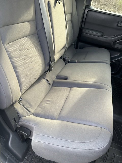 Used 2022 Nissan Frontier S w/ Technology Package image 4