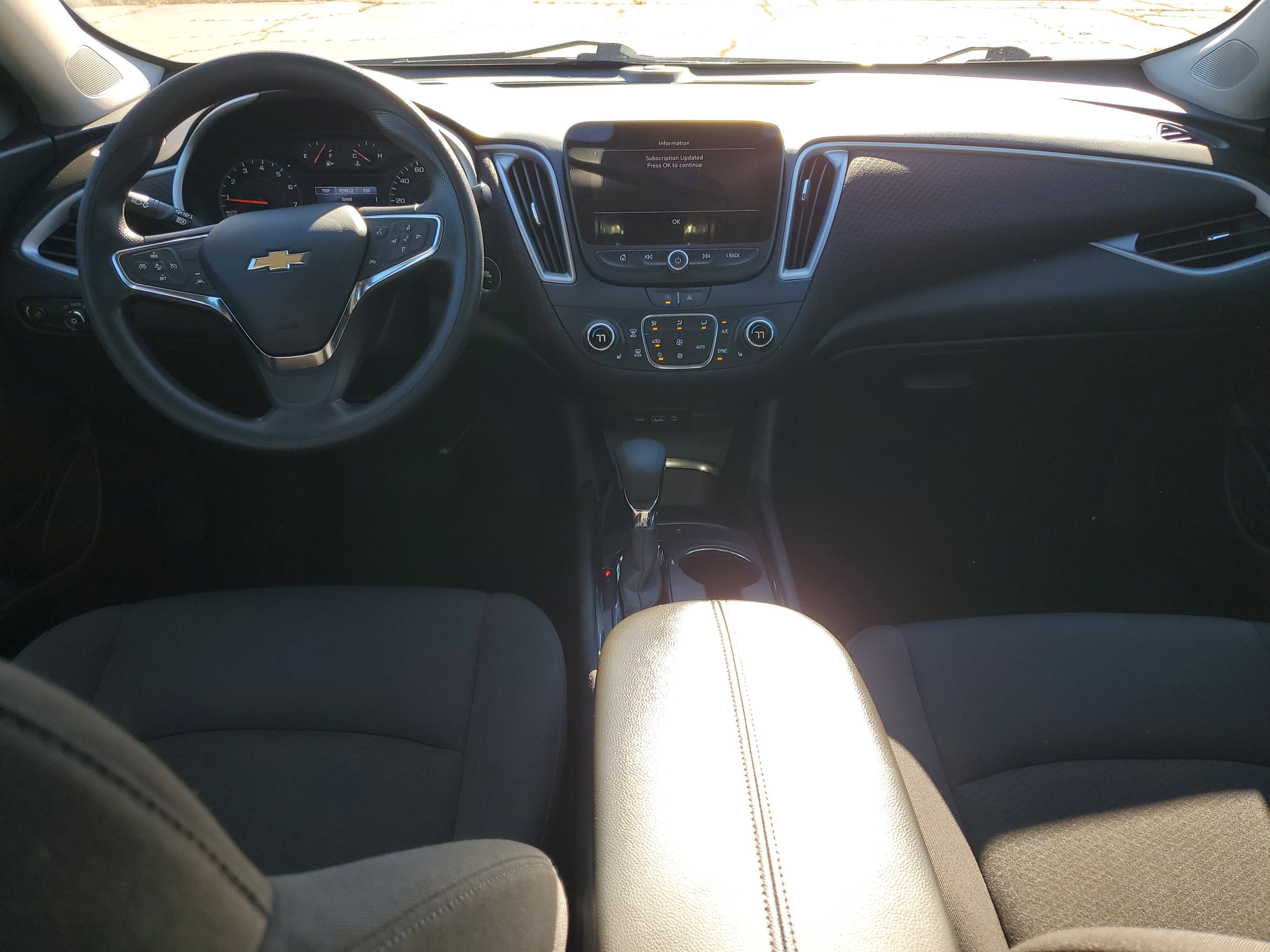 Used 2023 Chevrolet Malibu LT image 12