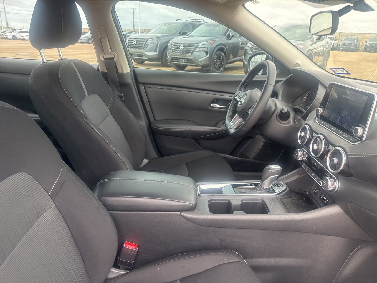 Certified 2025 Nissan Sentra SV w/ All-Weather Package FWD image 29