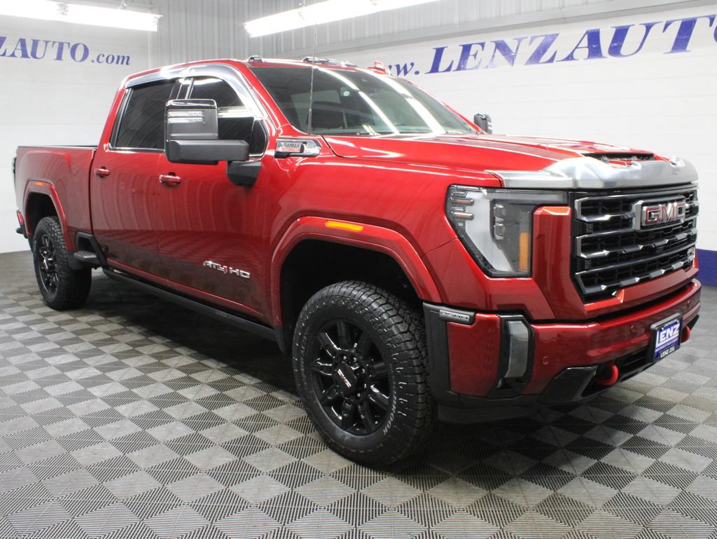 Used 2024 GMC Sierra 2500 AT4 w/ AT4 Preferred Package AWD/4WD image 3