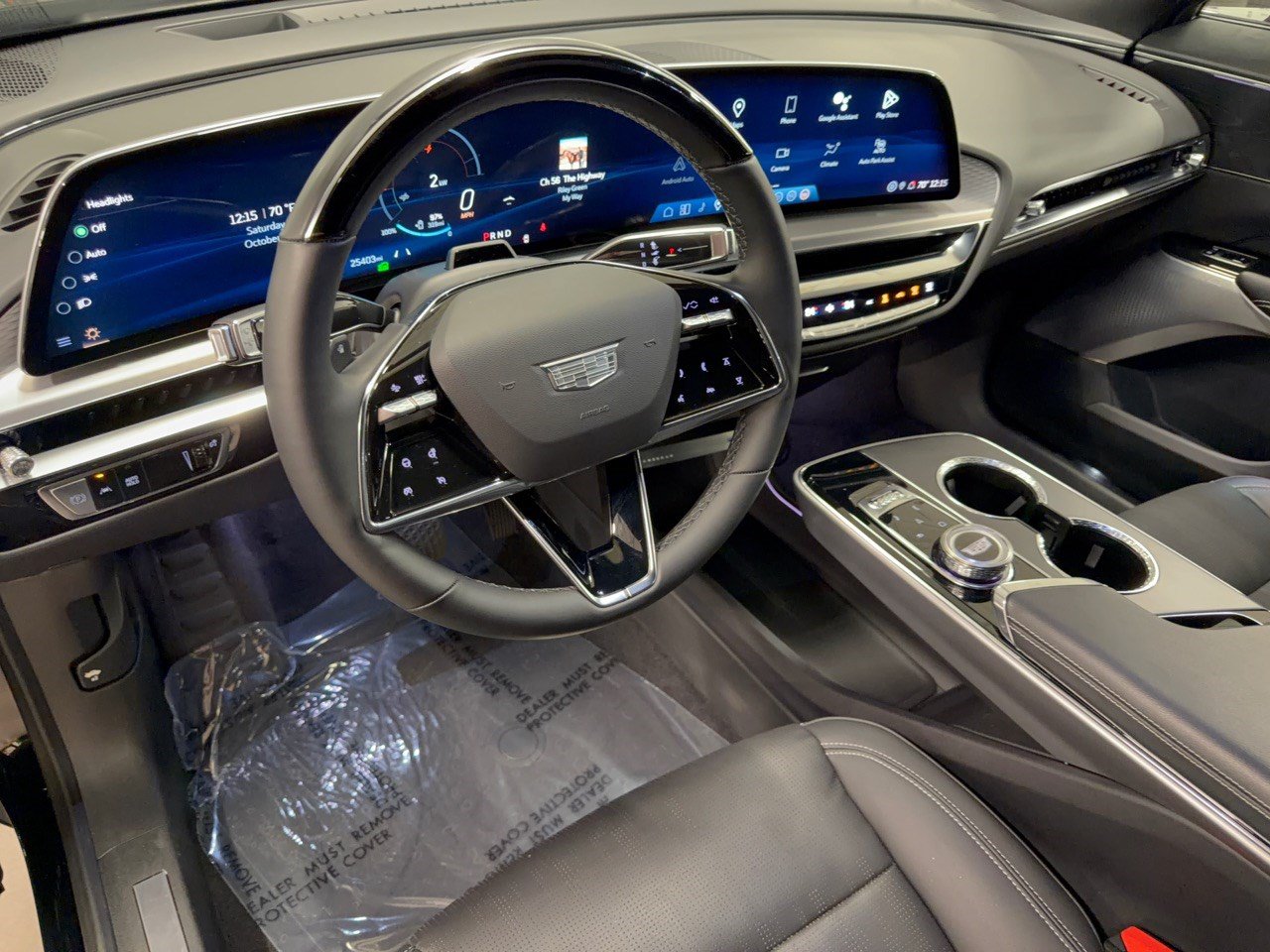 Used 2024 Cadillac Lyriq Luxury RWD image 4