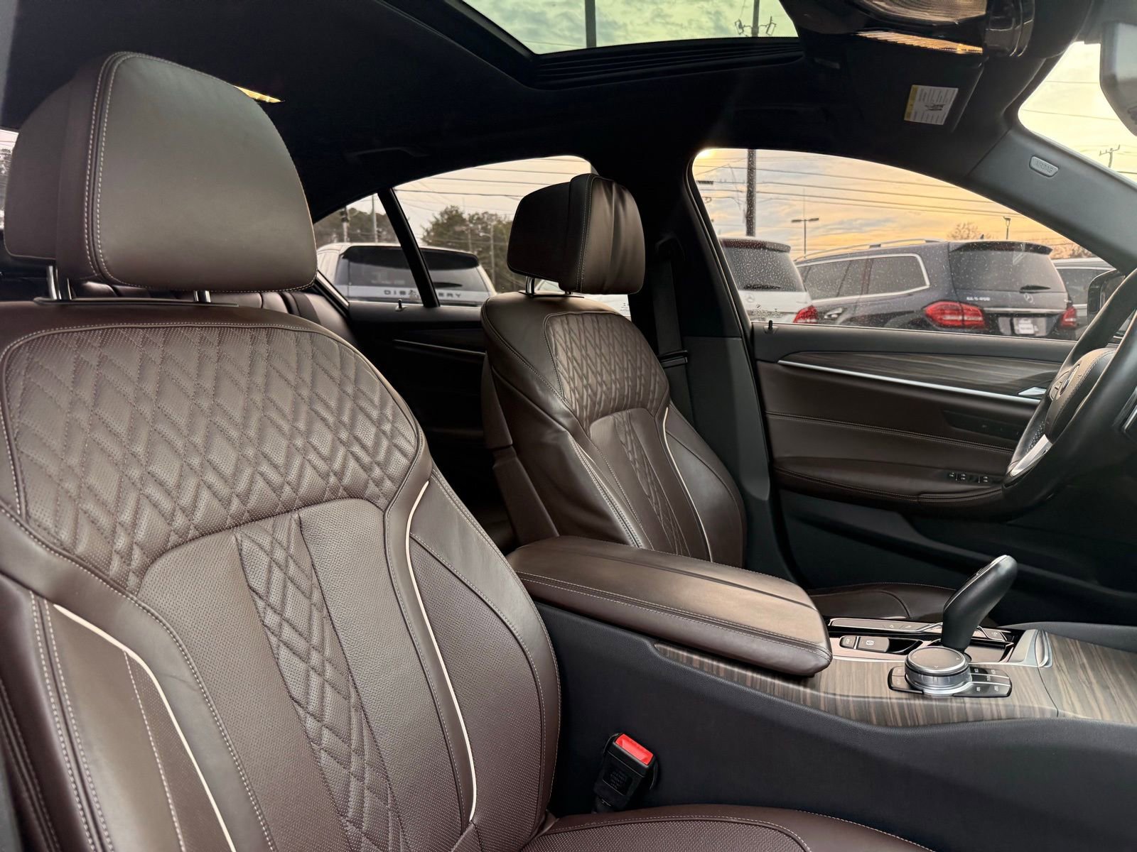 Used 2017 BMW 540i xDrive image 39