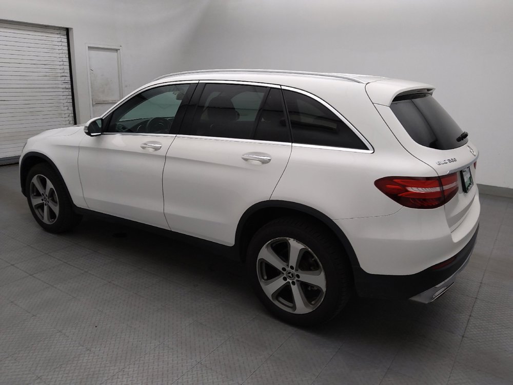 Used 2019 Mercedes-Benz GLC 300 w/ Premium Package image 3