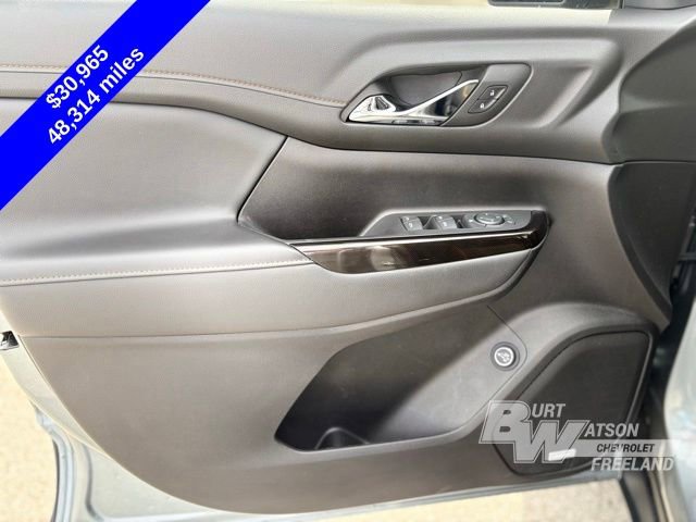 Used 2023 GMC Acadia AT4 w/ Trailering Package AWD/4WD image 12