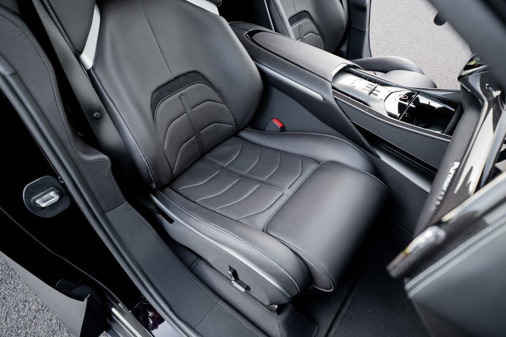 Used 2023 Ferrari Purosangue AWD/4WD image 45